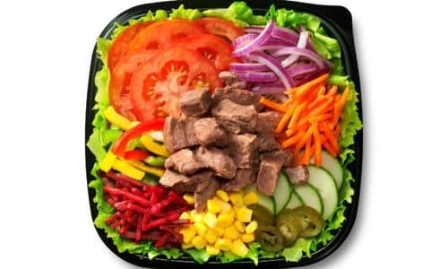 Chunky-Beef-Steak-Cheese-Salad