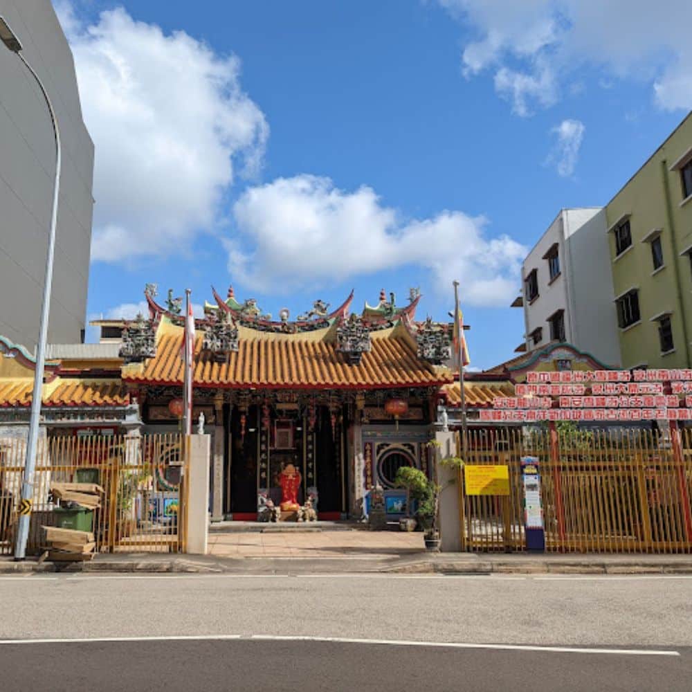Leong San See Temple in Singapore